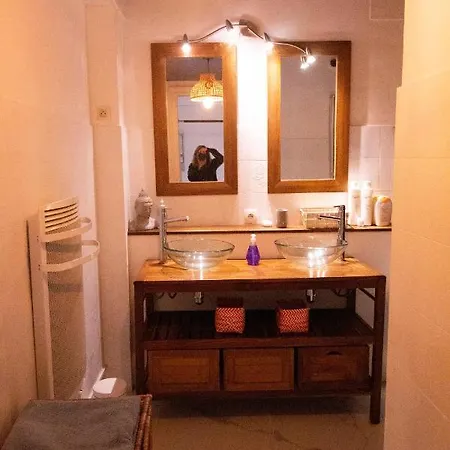 Apartman Agreable T4 A Aguilera Avec Parking *